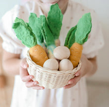 Load image into Gallery viewer, FELT CARROTS LARGE