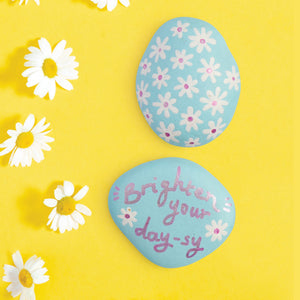 OMC! WRITE ON ROCK PAINTING KIT