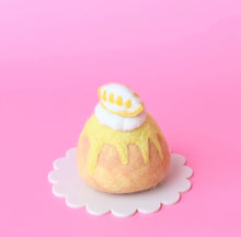 Load image into Gallery viewer, FELT SPONGE CAKE LEMON