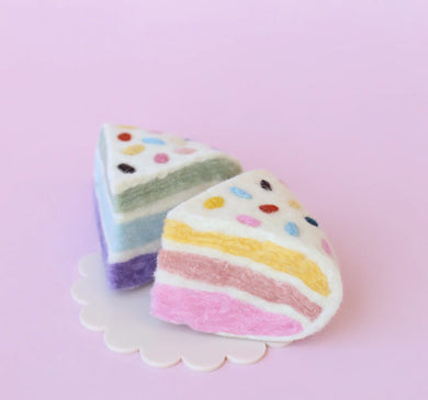 FELT CONFETTI CAKE SLICE STRAWBERRY SHORTCAKE