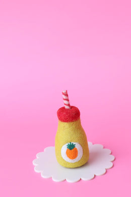 FELT DOLLY DRINK PINEAPPLE JUICE